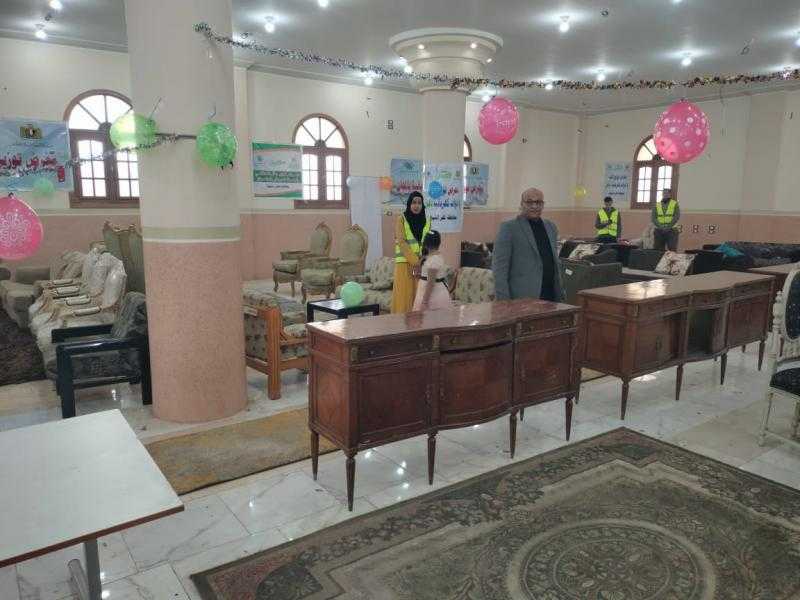 معرض لدعم الأسر الأولى بالرعاية بقرى مركز سيدي سالم في كفر الشيخ.. صور
