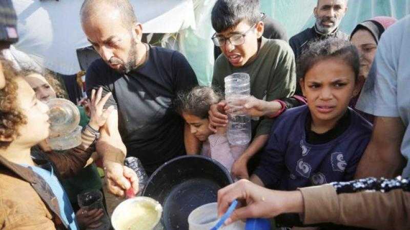 الهلال الأحمر: خطر المجاعة في غزة حتمي
