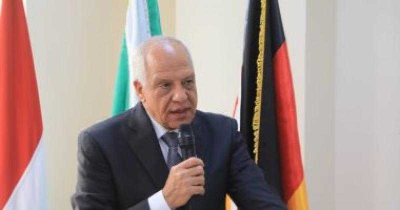 محافظ الجيزة يؤكد أهمية الحرف اليدوية في تعميق العلاقات بين الشعوب