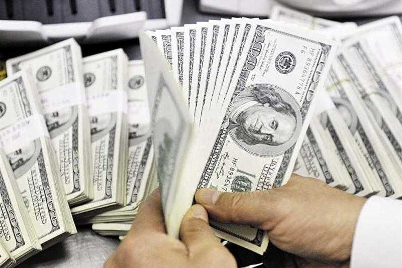 ضبط 3 أشخاص لقيامهم بالإتجار غير المشروع بالنقد الأجنبى بالقاهرة