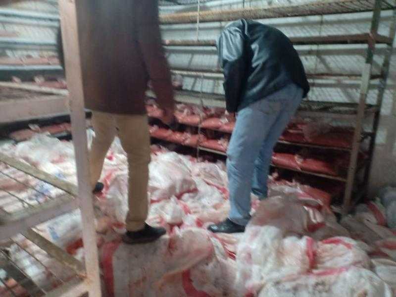 محافظ القليوبية: ضبط 3 أطنان مفروم دواجن غير صالح للاستخدام الادمي بالخانكة