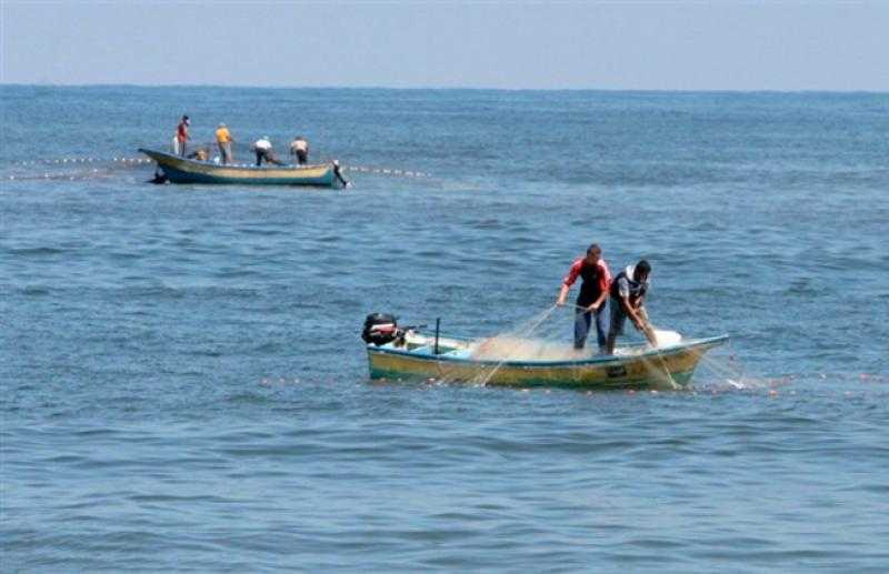أمطار غزيرة في كفر الشيخ.. والصيادون يطالبون بتوخي الحذر أثناء الإبحار