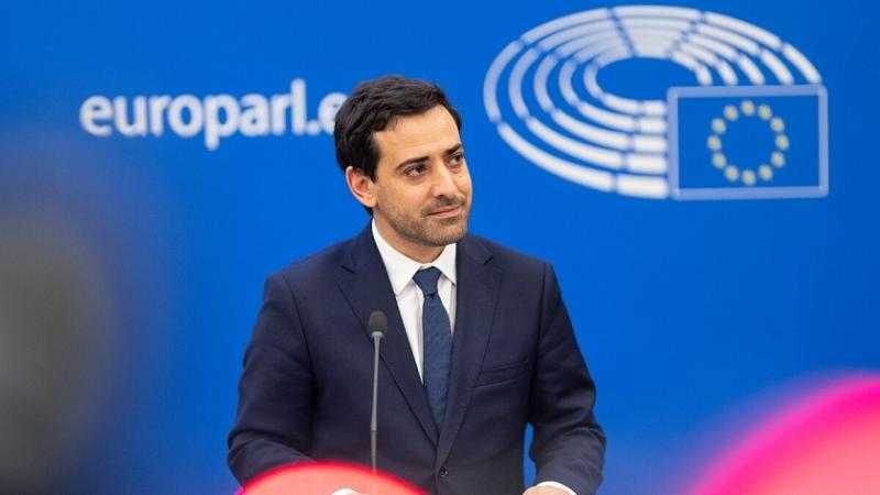 وزير خارجية فرنسا يبدأ جولة في الشرق الأوسط بهدف التوصل لوقف إطلاق النار في غزة