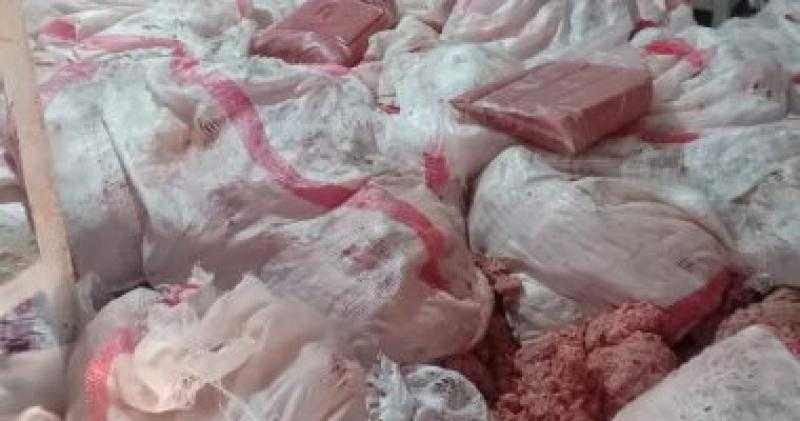 ضبط 3 أطنان دواجن ولحوم مفرومة غير صالحة للاستهلاك الآدمي في القليوبية