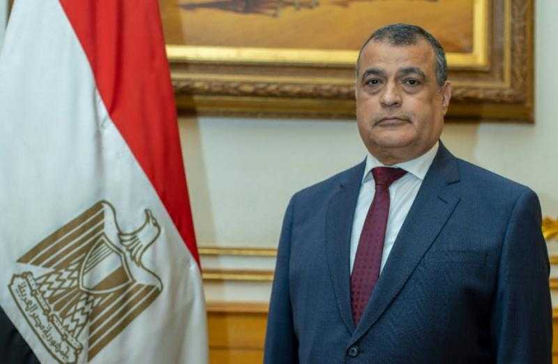وزير الإنتاج الحربب يتابع خطط التطوير لشركة حلوان للمسبوكات