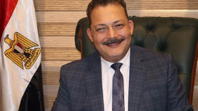 خط أحمر