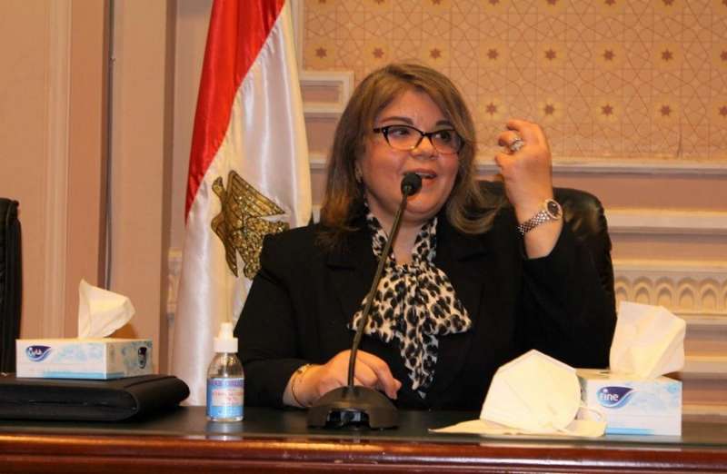 خط أحمر