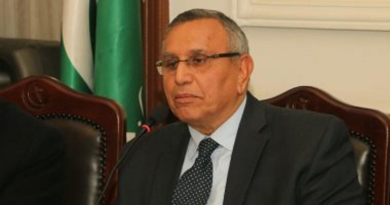 خط أحمر
