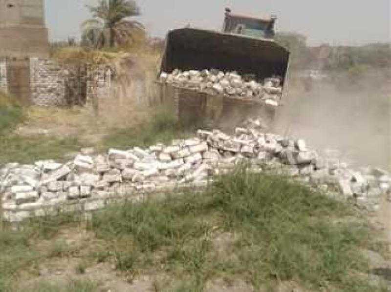 إزالة 12 حالة تعدِ على أملاك الدولة في قرية شرباص بمركز فارسكور بدمياط