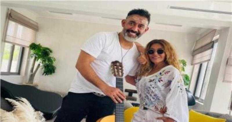 سميرة سعيد تنتهى من تسجيل أغنيتين جديدتين بتوقيع عمرو مصطفى