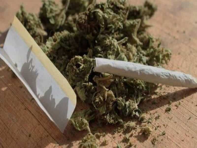 ضبط عاطل بحوزته حشيش وهيدرو ببورسعيد