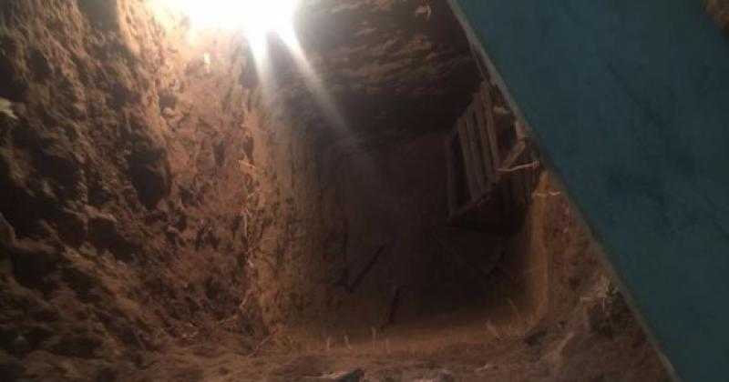 استخراج جثة شاب سقط فى حفرة أثناء تنقيبه عن الآثار في عين شمس