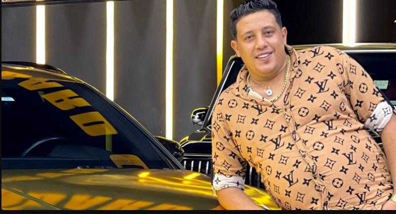 حفلات لأصحابه حتى الصباح..شاهد عيان يكشف سبب إزالة روف يملكه حمو بيكا بأحد عقارات العجوزة