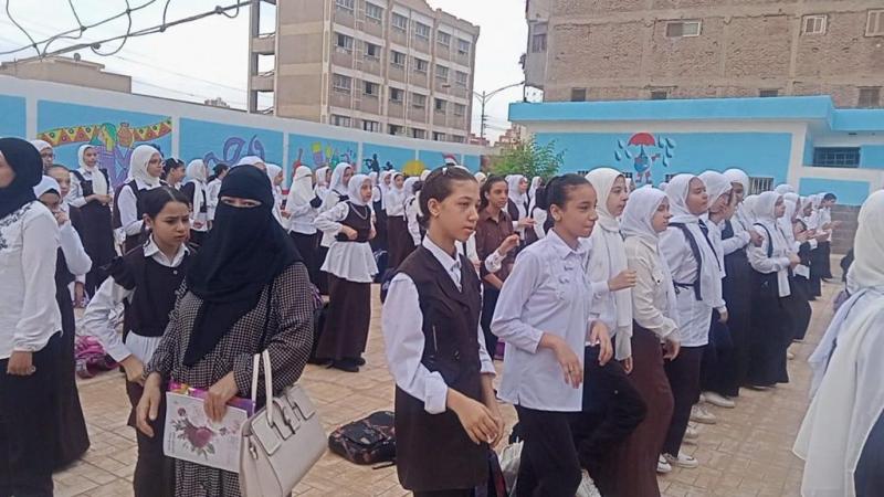 خط أحمر
