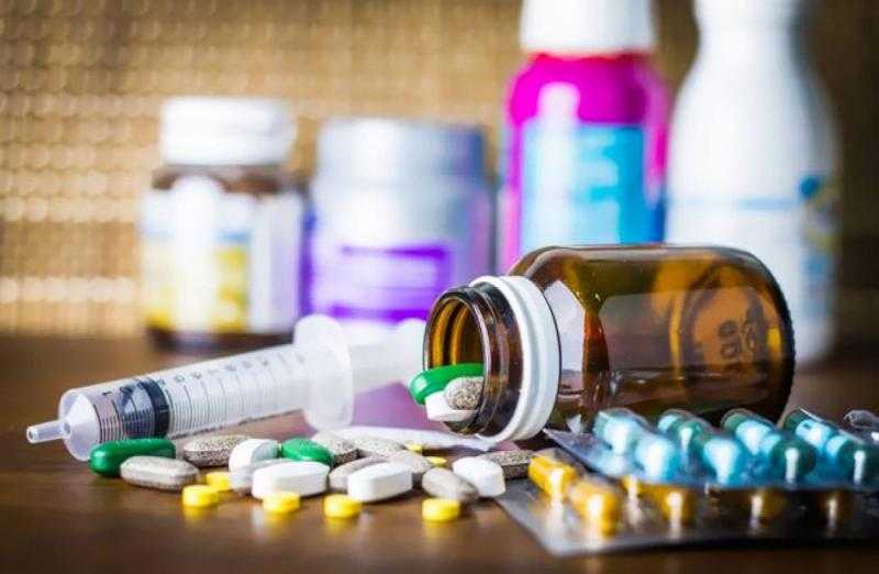 تجديد حبس متهم بترويج العقاقير المخدرة على المواطنين في الجيزة