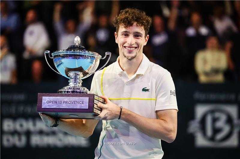 الفرنسي أوجو هامبرت يتوج بلقب النسخة 13 من بطولة مارسيليا للتنس
