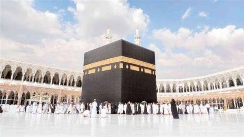 اللجنة الفنية للحج السياحي تطالب بفتح حد السحب بالبنوك لإنهاء الإجراءات
