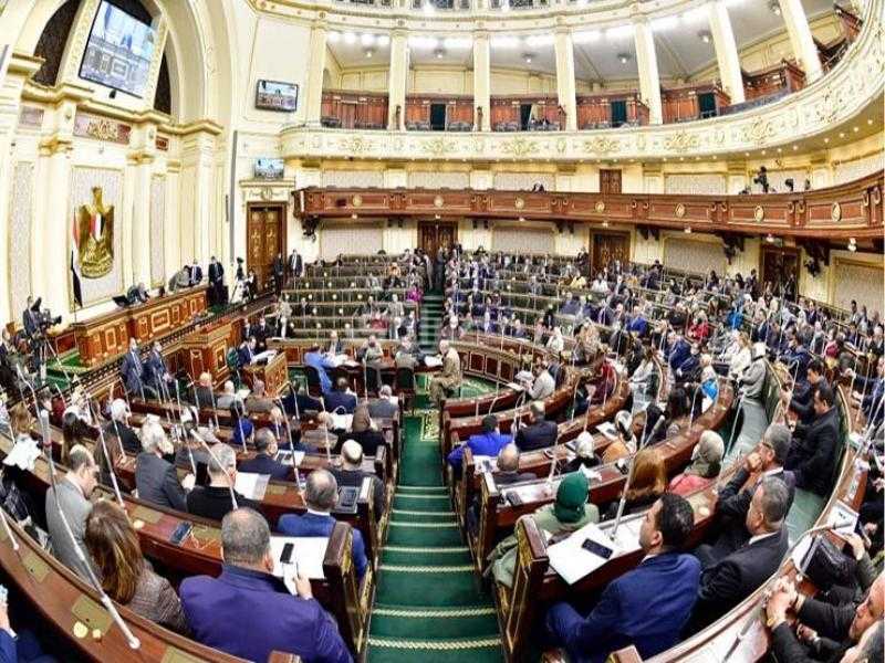 برلماني يقدم طلب إحاطة بسبب حقوق معلمي الحصة