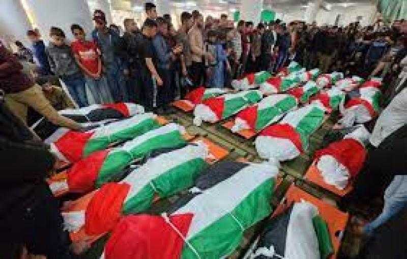 شهيدان وعدد من المصابين في قصف إسرائيلي استهدف مركبة مواطنين بغزة