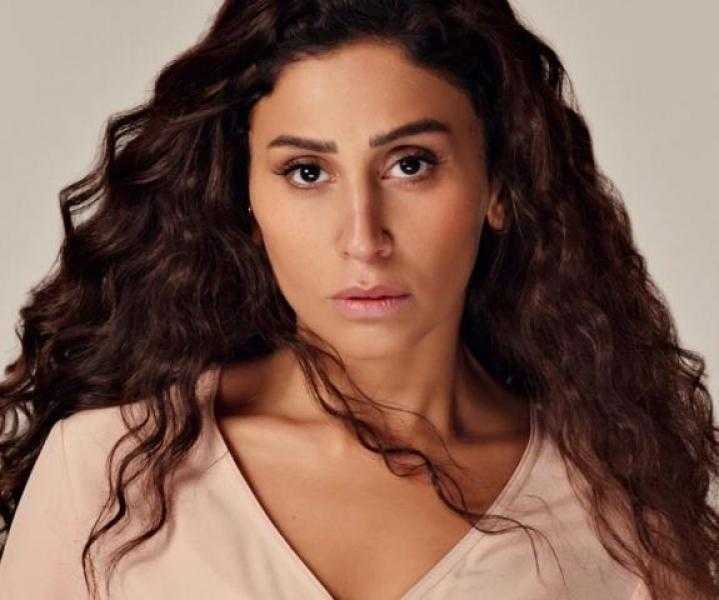 دينا الشربيني تكشف لأول مرة عن ارتباطها: ”شاب مصري من خارج الوسط الفني”