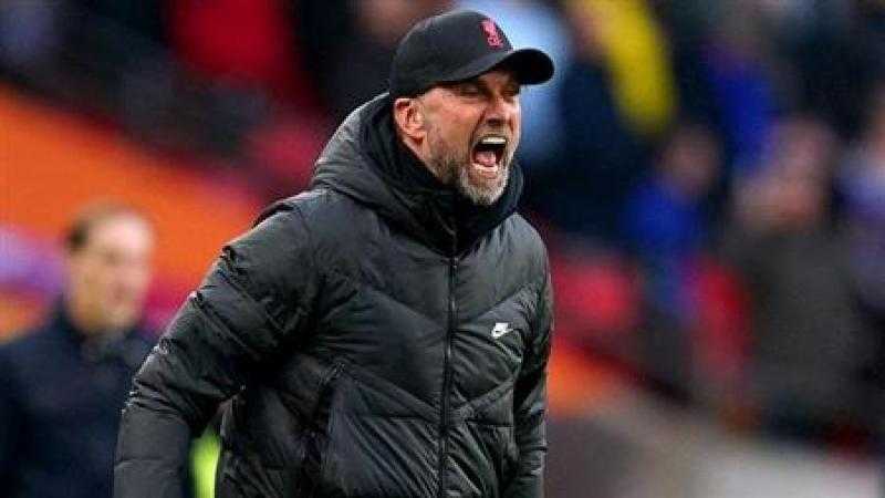 كلوب يعلن غياب نجم ليفربول لعدة أشهر