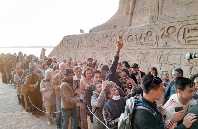 خط أحمر
