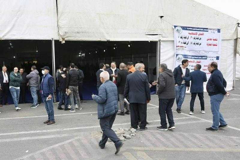 استئناف التصويت في انتخابات نقابة المهندسين بالقاهرة بعد تعليقها لأداء صلاة الجمعة