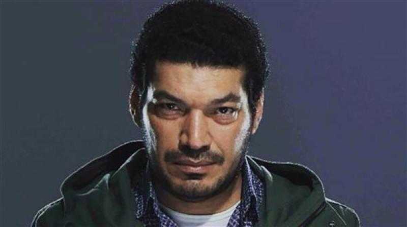تامر حسني يعلن انضمام باسم سمرة لفيلمه الجديد ”ري ستارت”