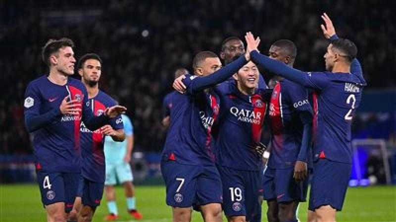 بريست يتمسك بوصافة الدوري الفرنسي بثلاثية أمام ستراسبورج