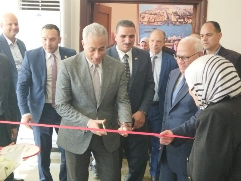 خط أحمر