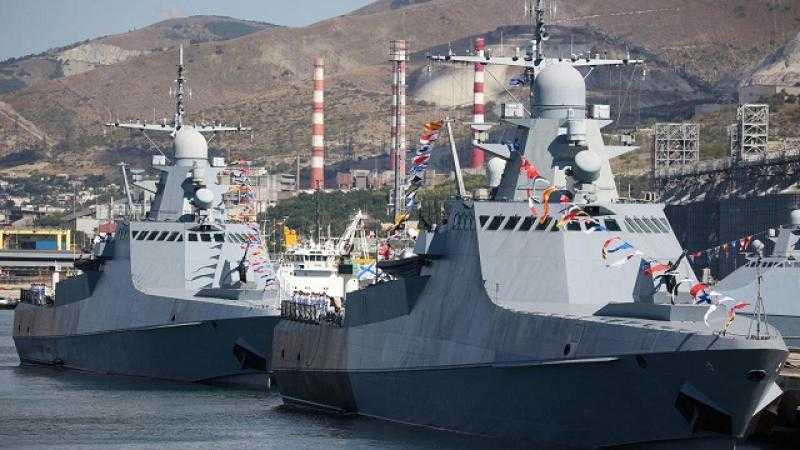 لندن: البحرية الروسية تمتعت بحرية المناورة بأنحاء البحر الأسود