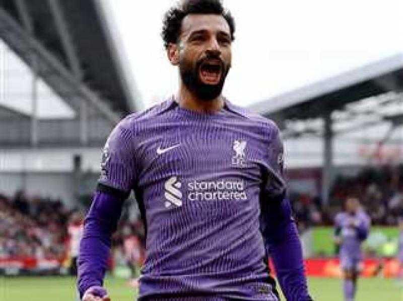محمد صلاح يتوج بلقبه الثامن مع ليفربول من على دكة البدلاء