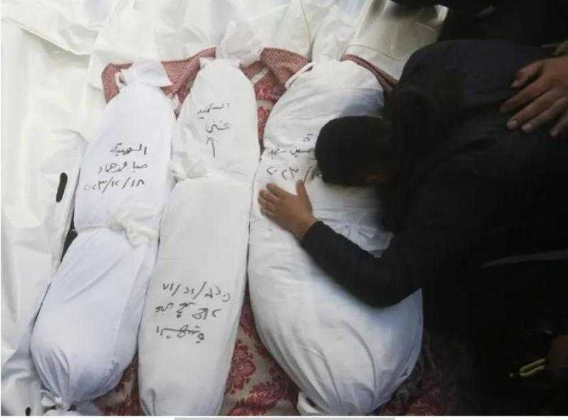 شهداء وجرحى في غارات إسرائيلية مكثفة وقصف مدفعي عنيف استهدف مناطق جنوب قطاع غزة