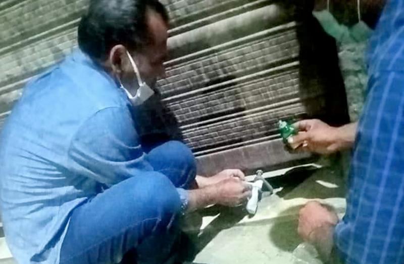 خط أحمر