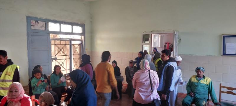 حزب «المصريين» يختتم فعاليات القافلة الطبية المجانية السابعة بالبحر الأحمر