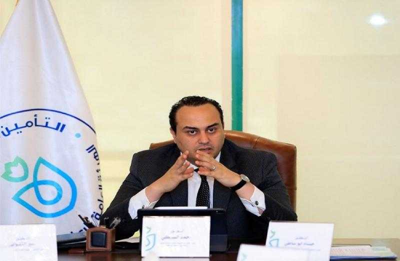 «السبكي»: إجراء 107.000 فحص طبي شامل لمنتفعي التأمين الصحي الشامل بالسويس حتى الآن