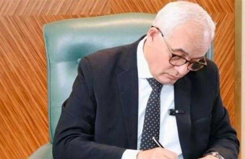 رسميًا.. وزير التعليم يعتمد جدول امتحانات الثانوية العامة ووضع فترات زمنية بين المواد للمراجعة