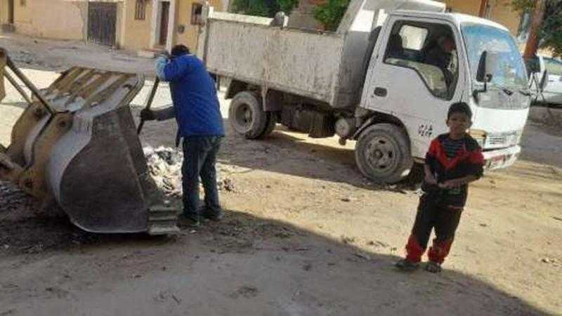 حملات نظافة مكبرة بشوارع وميادين العريش استعدادا لاستقبال شهر رمضان