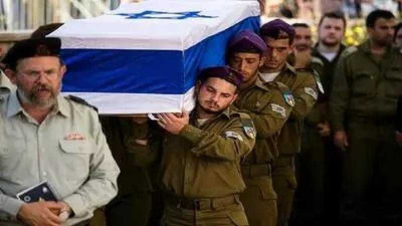 جيش الاحتلال يعلن مقتل أحد جنوده وإصابة 12 آخرين في غزة