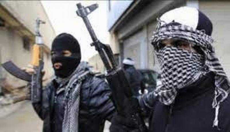 مسلحون يهاجمون نقطة عسكرية لقوات قسد بشرق سوريا