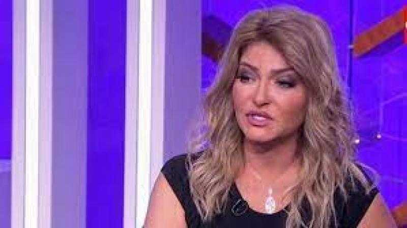 طلعني من البيت باللي عليا.. علا غانم تتوعد طليقها: هاخد حقي بالقانون