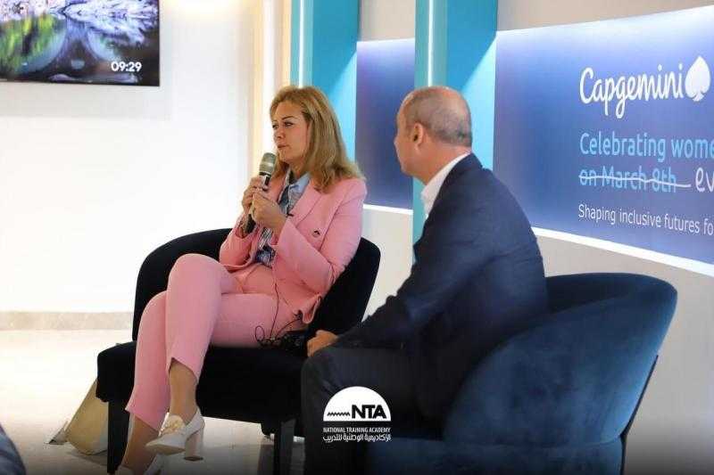 رشا راغب تستعرض دور الأكاديمية الوطنية للتدريب في ملف تطوير وتأهيل المرأة المصرية