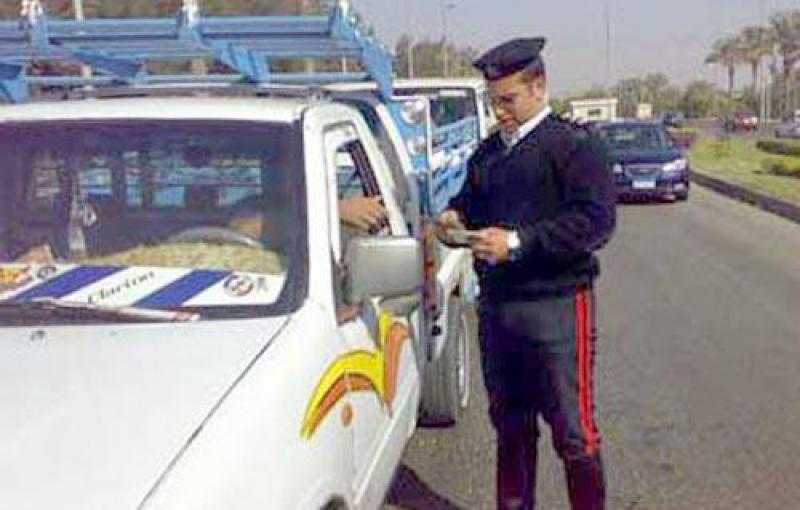 المرور تحرر 21 ألف مخالفة على الطرق والمحاور بالمحافظات