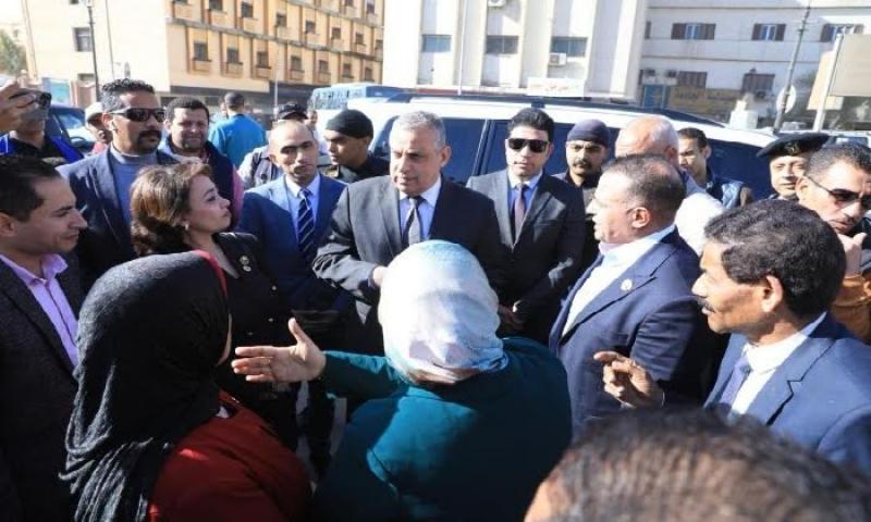 خط أحمر