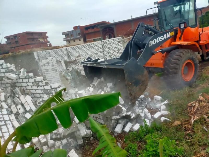 إزالة 14 حالة تعد في الغربية