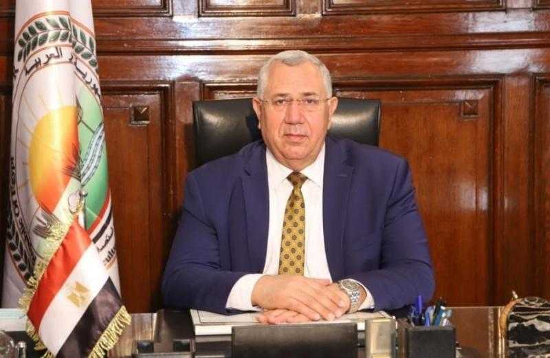 وزير الزراعة يهنئ العاملين بالوزارة والقطاع الزراعي والفلاحين بحلول شهر رمضان