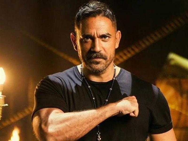 أمير كرارة: مشهد استشهاد المنسي في مسلسل الاختيار الأصعب في حياتي.. تعبني نفسيا وجسديا
