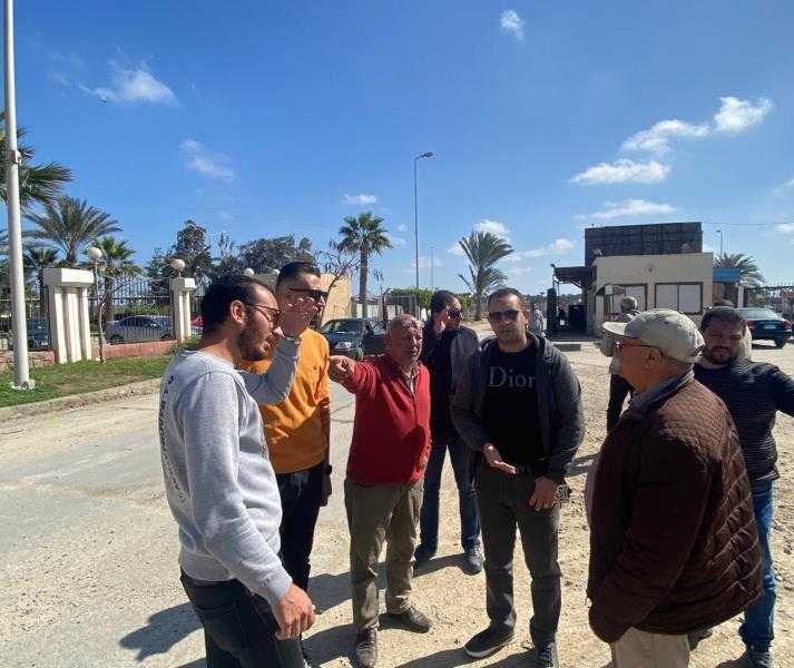 رئيس جهاز مدينة دمياط الجديدة يوجه بسرعة الانتهاء من أعمال تطوير الطرق