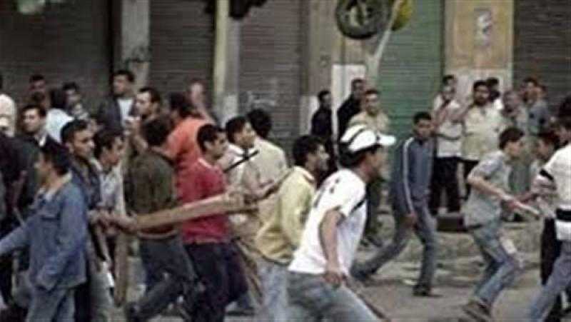 بسبب معاكسة سيدة.. مشاجرة بالأسلحة البيضاء في عين شمس