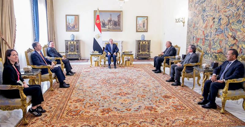 خط أحمر